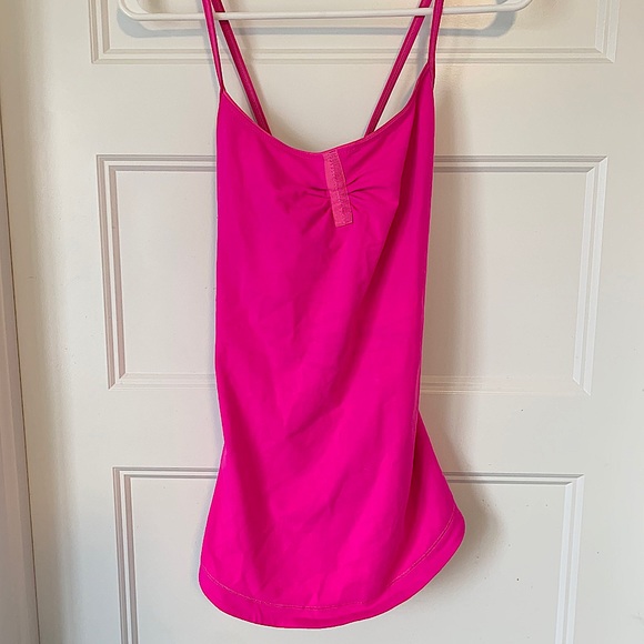 lululemon athletica tank - Picture 2 of 4